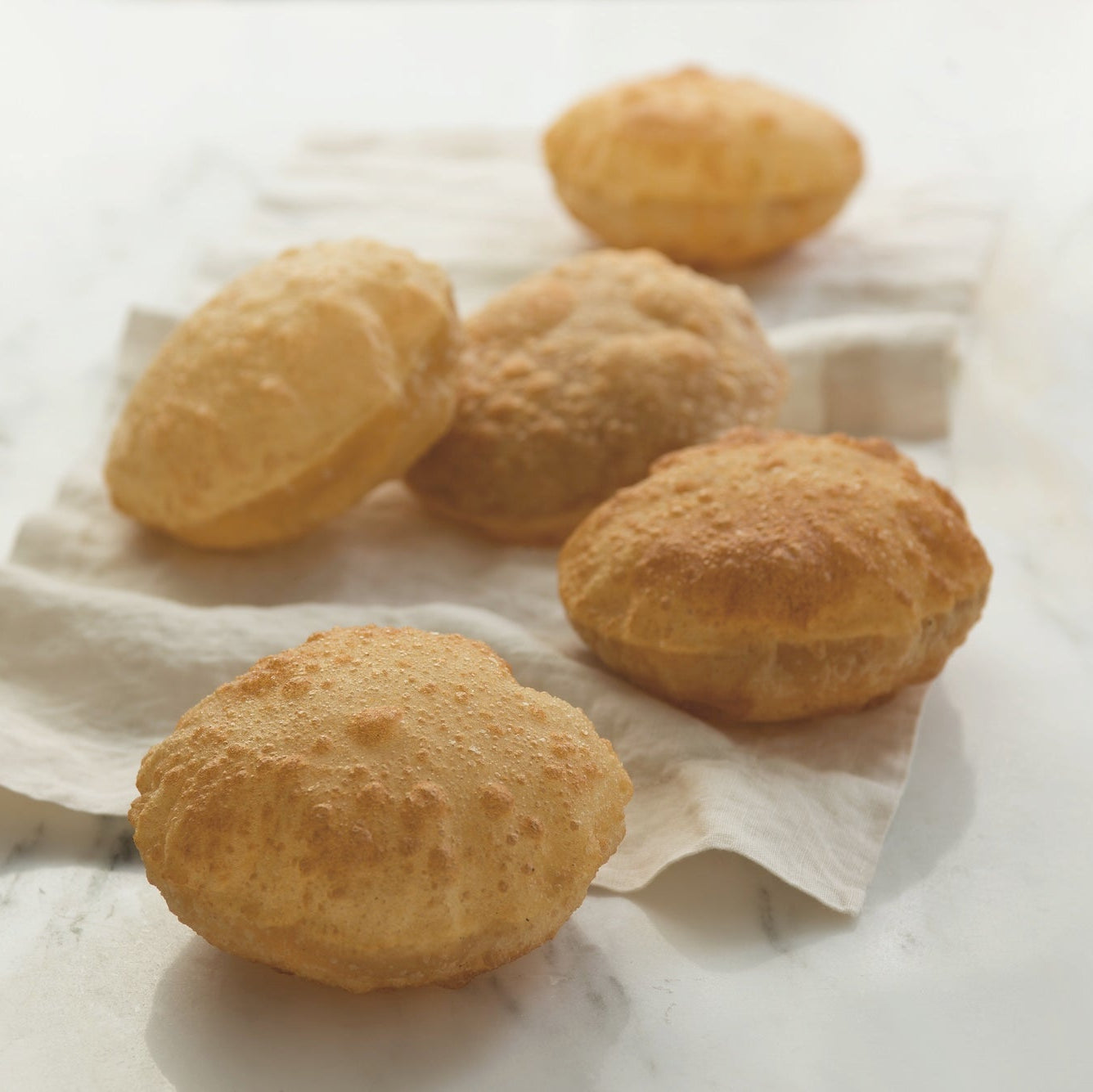 Stovetop: Puri (Poori), Fried Deliciously Airy Indian Puffed Bread