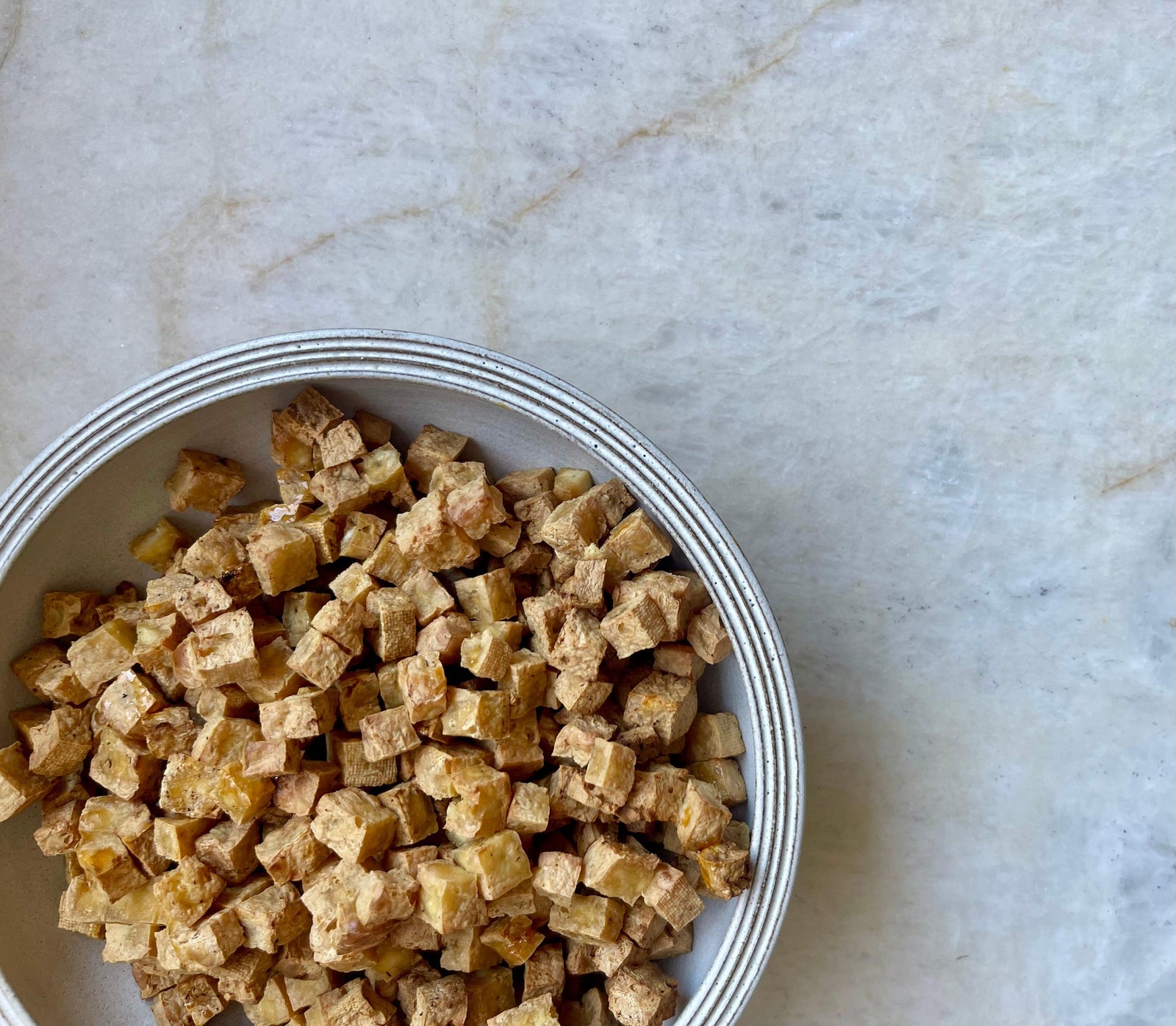 Air Fryer: Crunchy Tofu Bits